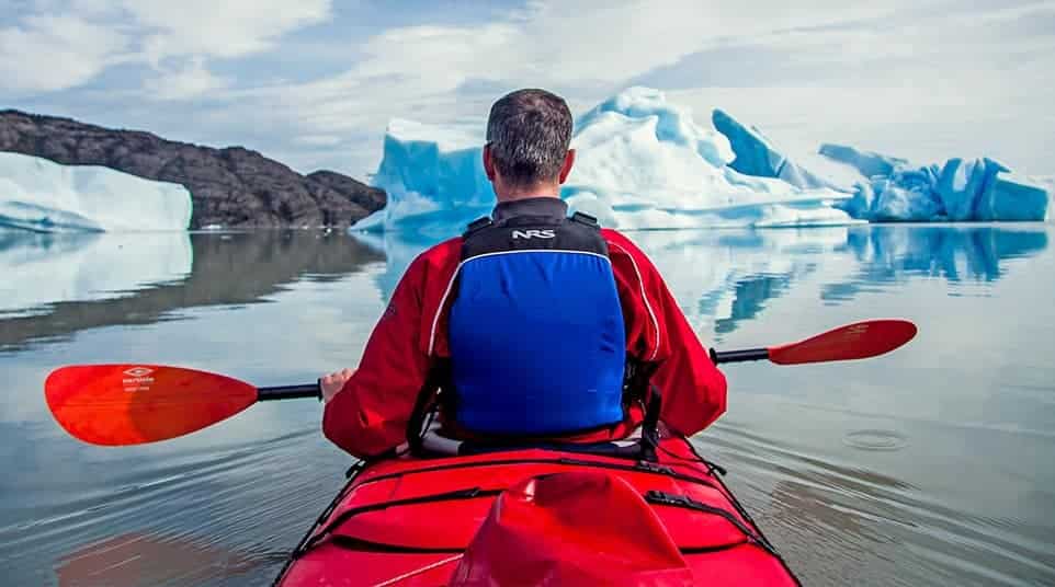Kayaking at Glacier Grey Wall Kayaking at Glacier Grey Wall