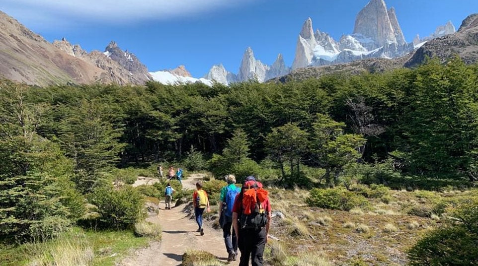 Hike to Laguna De Los Tres Hike to Laguna De Los Tres