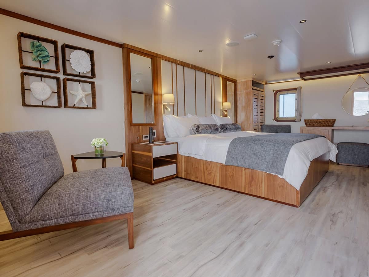 Evolution Yacht Master Suite