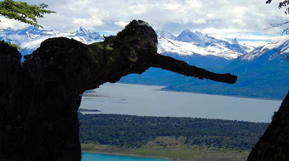 Cerro de Los Cristales hike near El Calafate, Santa Cruz (Province) erro de Los Cristales hike near El Calafate, Santa Cruz (Province)